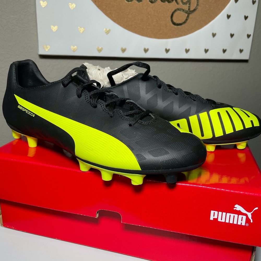 PUMA Evospeed 5.4 FG JR Soccer Shoes Cleats Big Kid Size 6 Youth